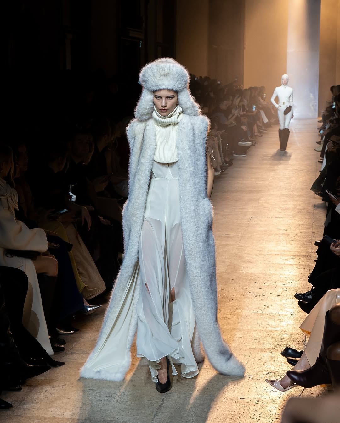 ELIE SAAB RTW 26’